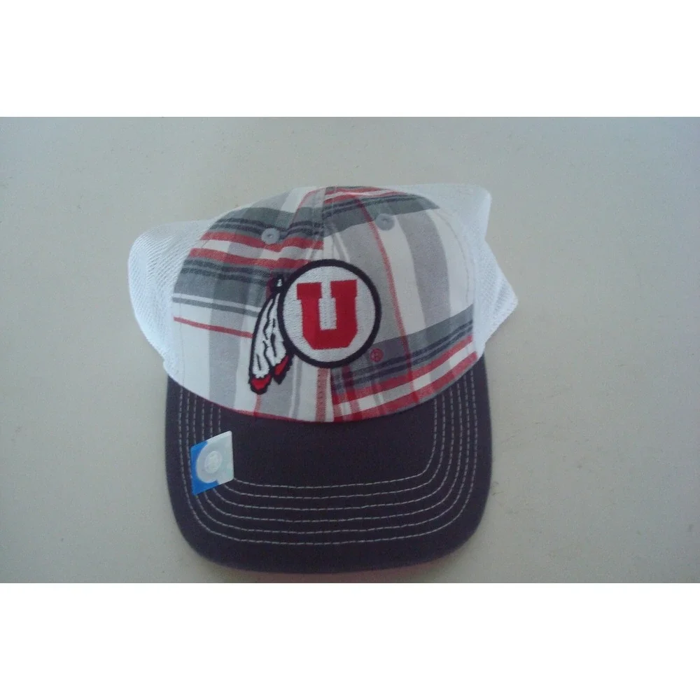 UTAH UTES   ‎  BEACH GOLF STRAPBACK  DEADSTOCK HAT CAP VINTAGE H1